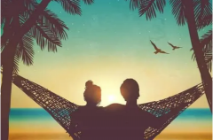 老公出轨：夫妻长期分居，女人的选择燃爆了，闺蜜说出了真实感受