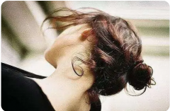 婚姻在线咨询:婚姻的维系，靠的不只是爱情，还有责任与守护