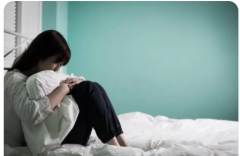 婚姻在线咨询:第三者拿事业做要挟，继续跟她‘谈情说爱’