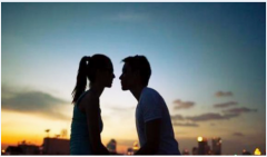 恋爱指导：什么样的女人男人更痴迷？